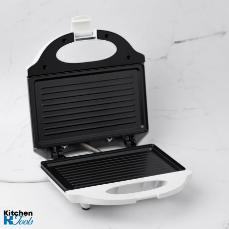 Sandwich maker, 750W, 2 sandwich-uri, placi antiaderente tip grill, Protectie supraincalzire, Rosberg, alb